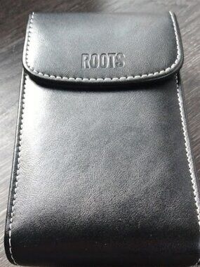 Roots Leather Universal Phone Holster